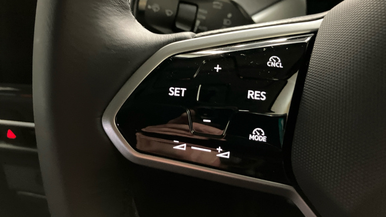 Volkswagen ID. Buzz 210kW Style Pro 86kWh 5dr LWB Auto [7St/Design+] Electric Estate